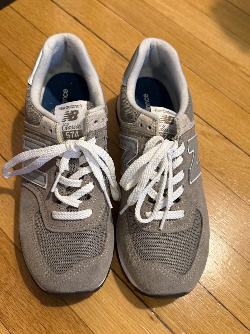 New Balance 574 Core in Grey/White
